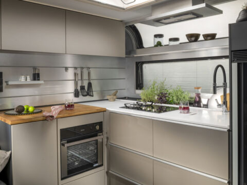 Adria Astella Husvagn